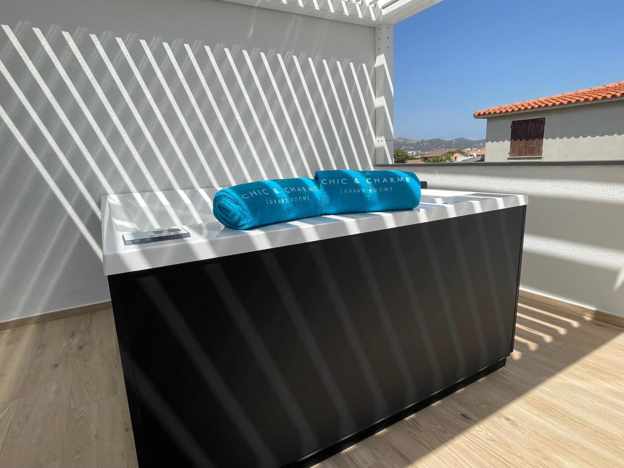 Chic & Charme Luxury Rooms Olbia Bagian luar foto