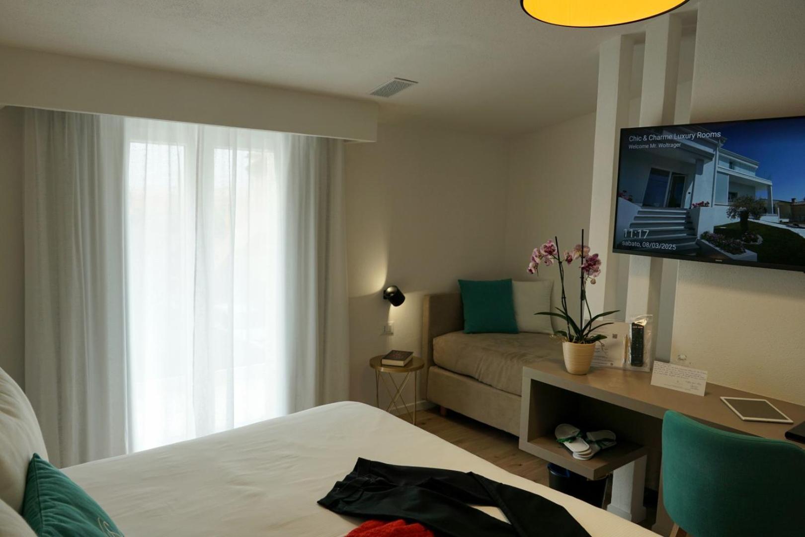 Chic & Charme Luxury Rooms Olbia Bagian luar foto
