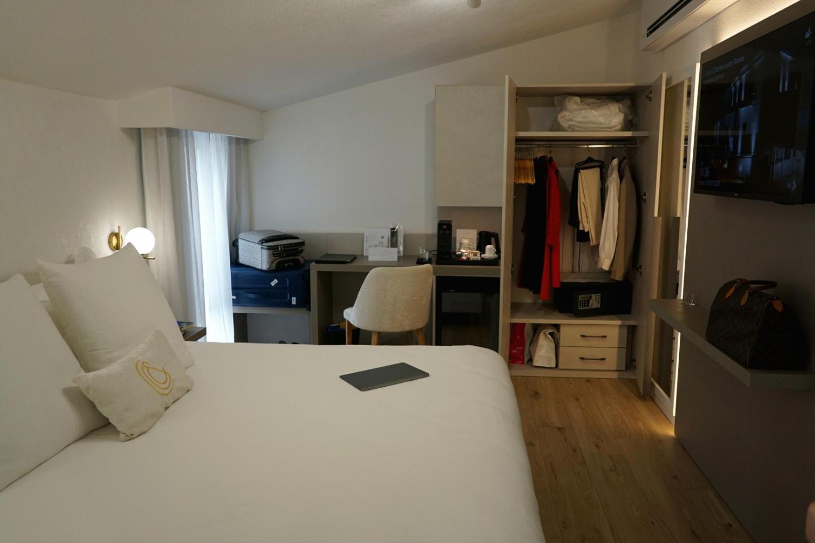 Chic & Charme Luxury Rooms Olbia Bagian luar foto
