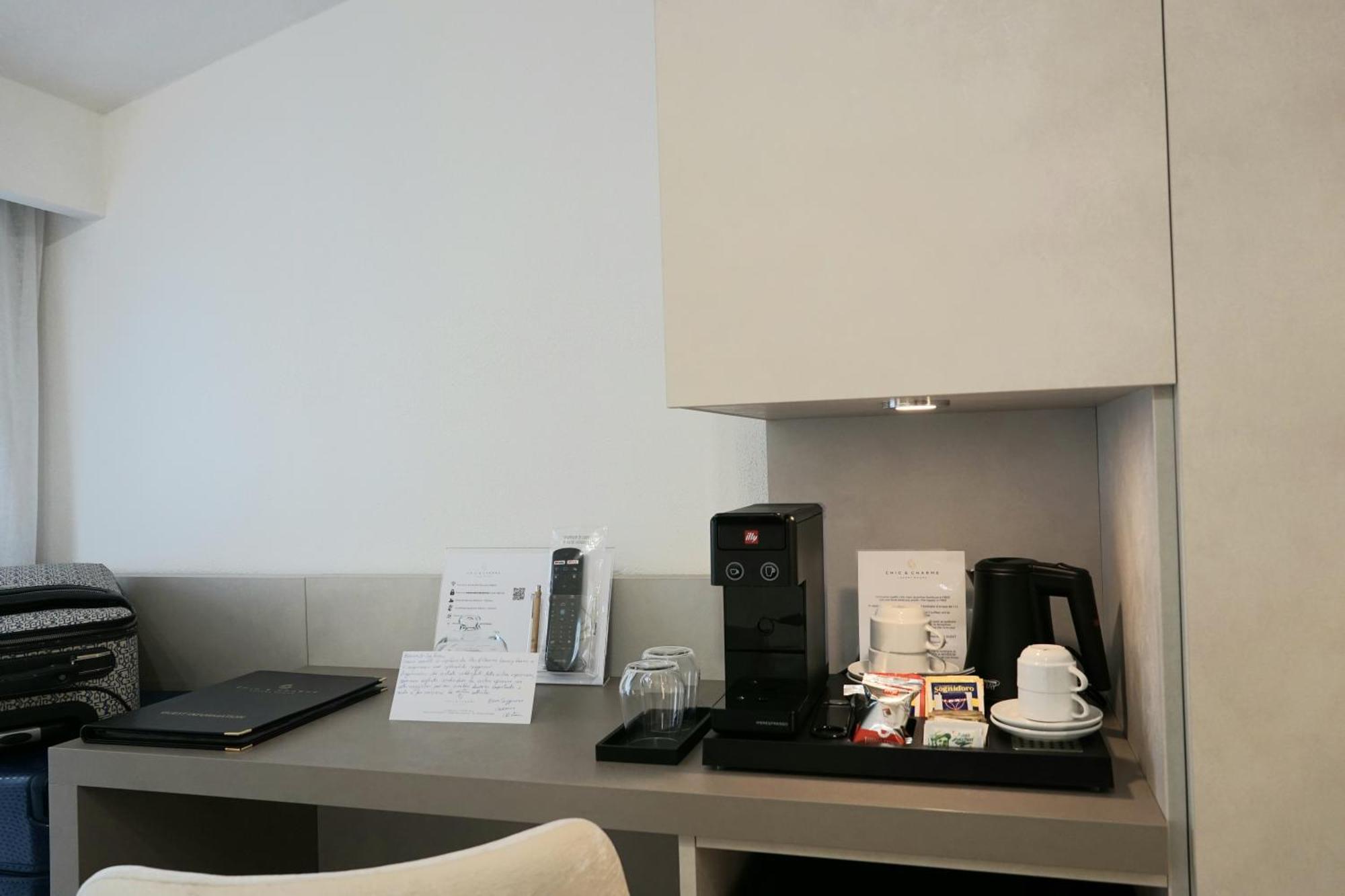 Chic & Charme Luxury Rooms Olbia Bagian luar foto