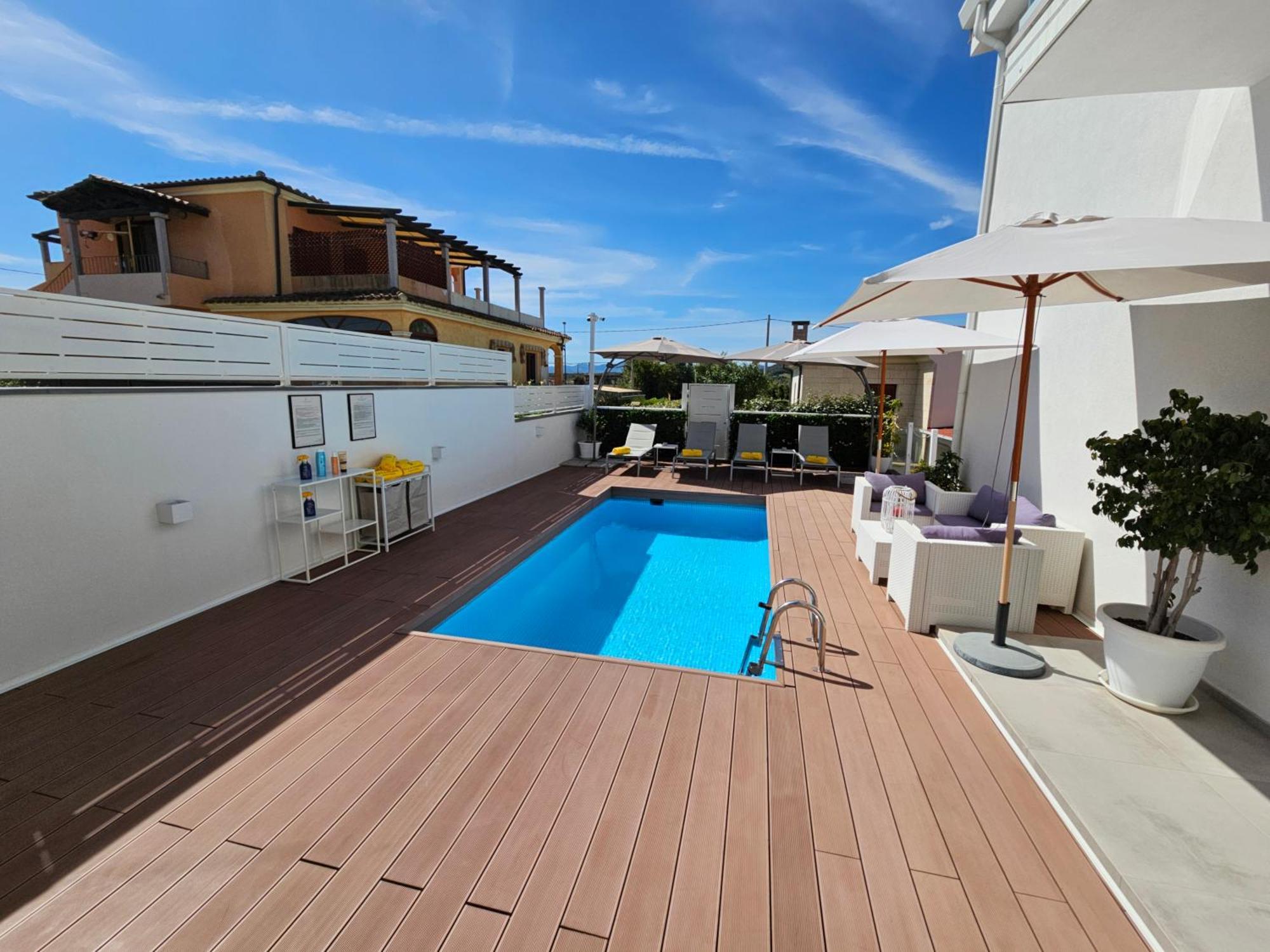Chic & Charme Luxury Rooms Olbia Bagian luar foto